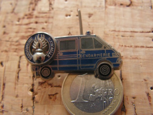 Pins gendarmerie vehicule - pins,