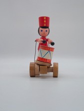 Jouet ancien en bois à tirer