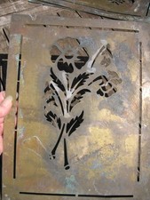Ancien Pochoir en Cuivre motif fleurs Floral 30 x 23 cm