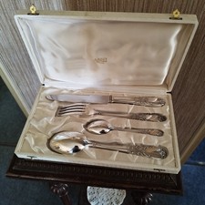 Service 4 Pièces Couverts de Table Décor de Feuillages en Métal Argenté