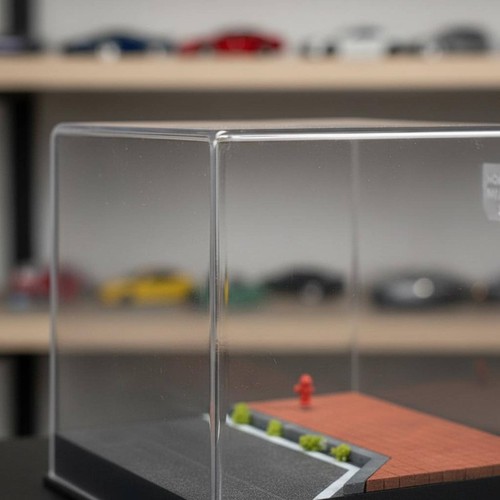 Vitrine display case - vitrine,