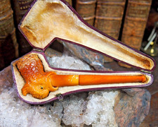 JOLIE PIPE FUME CIGARETTE  ÉCUME DE MER SCULPTÉE  "le PERROQUET  "