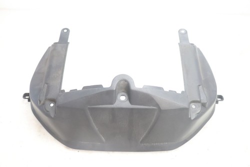 Face avant interieur suzuki - face,