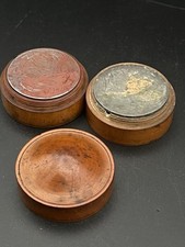 Outil ancien horlogerie zinc de polissage boite en buis