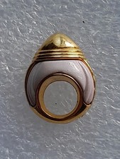 Pin's Boucheron. Broche