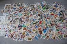 Lot de 1100 timbres différents du Canada