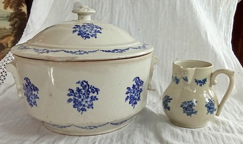 Lot anciens pot - lot,