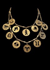 GEORGES DESRUE, PACO RABANNE signé vintage COLLIER astrologie zodiaque 