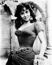 Gina Lollobrigida En Esmeralda