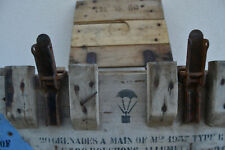 Caisse bois armée française 1960 parachutiste