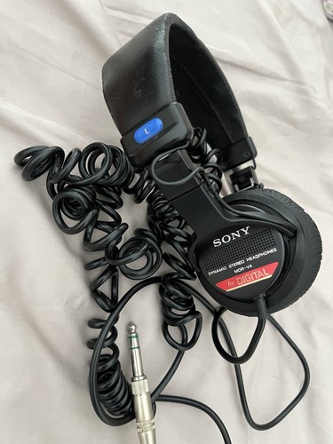 Sony mdr headphones - mdr-v4,