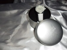 Montre Unanyme blanche de 