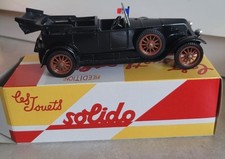 Voiture 1/43 Solido Renault 40