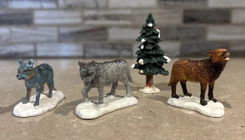 2001 lemax woodland - 2001, wolves