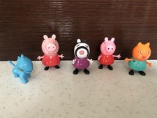 Lot 5 FIGURINES PEPPA PIG En