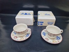 2 Tasses à thé en porcelaine anglaise Churchill staffordschire england