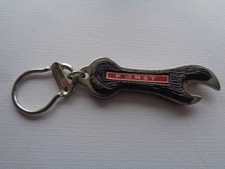 PORTE CLE OUVRE BOUTEILLE