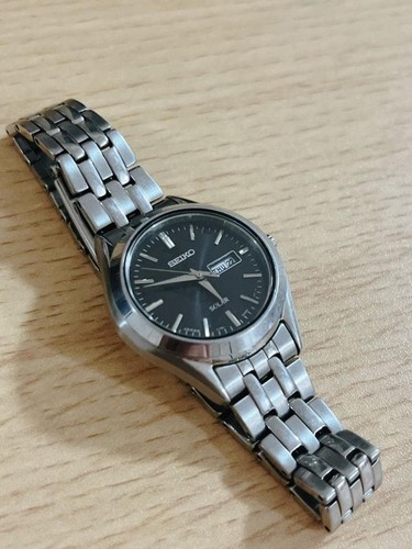 V138 0ac0 seiko - solar, watch