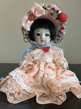 Poupée vintage en biscuit Sakura - ancienne collection japonaise