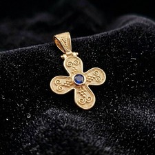 Pendentif croix byzantine