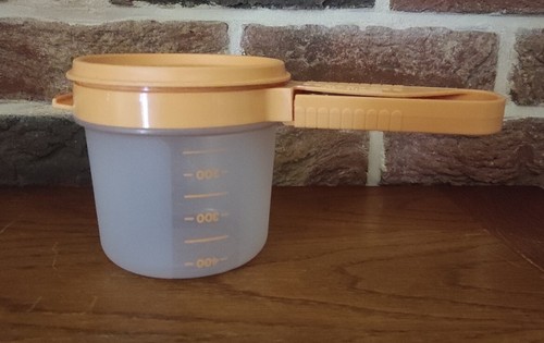 Vintage tupperware - tupperware,