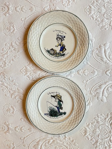 Anciennes assiettes à - 2,
