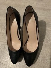 Escarpins 37 Cuir Noir Marque BOSS, Parfait État
