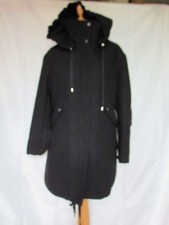 manteau/parka à capuche zara  taile S/M noir
