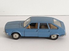 Solido Renault 30 TS n°30 1275 - 1/43e