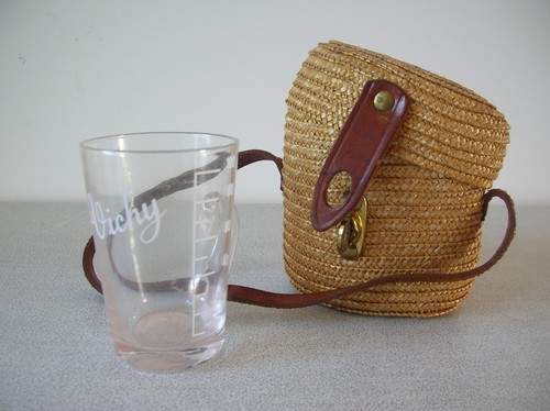 Ancien verre curiste à - verre,