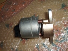 VANNE EGR pour OPEL CORSA B 1,4 16V essence bon état