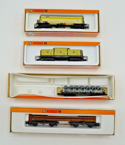 Arnold 4 wagons - arnold,