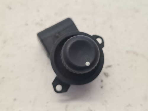 Bouton réglage rétroviseur