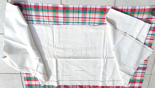 Linge drap ancien 215 x - -,