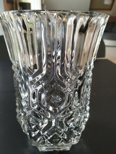 Vase en cristal. Motifs