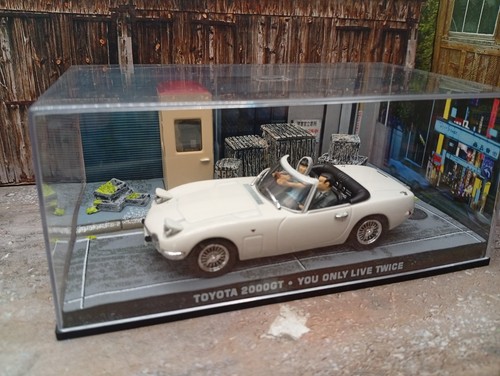 Toyota 2000 007 james - 2000, gt