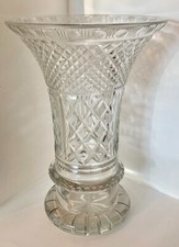 Grand Vase  en cristal taillé