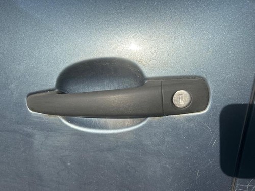 Poignee porte avant gauche