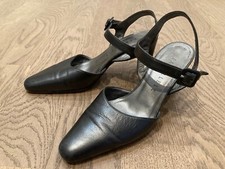 *** ESCARPINS NOIRS À BRIDE PARALLELE T. EUR 37 - UK 4 - US 5,5 TBE ***