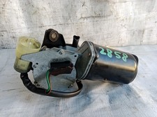 MOTEUR D´ESSUIE-GLACE AVANT /