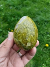 Opale Verte Forme Oeuf Pierre Naturelle 