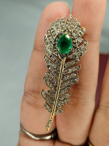 élégante broche style - Élégante,