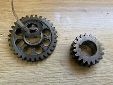 UN PIGNON MOTEUR MOTO KTM 85 SX 2016