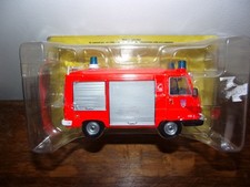 1:43 Camion Peugeot J9 Fourgon