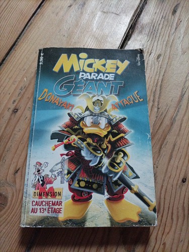 Mickey parade geant 272 - parade,
