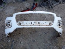 enjoliveur pare-choc avant