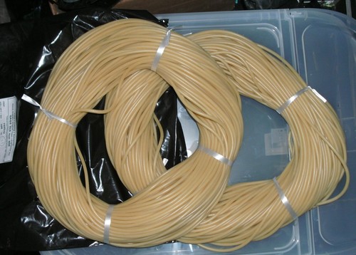 Tube caoutchouc anguillon - a,
