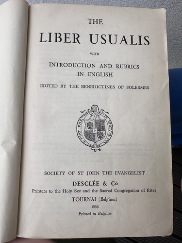 Liber usualis with - liber,