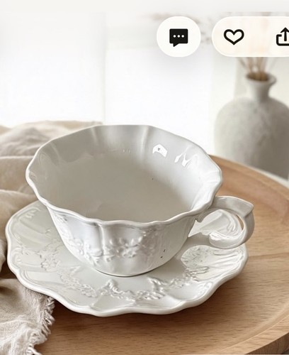 Tasses soucoupes the - a,