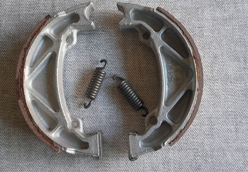 Jeu machoires frein - de,